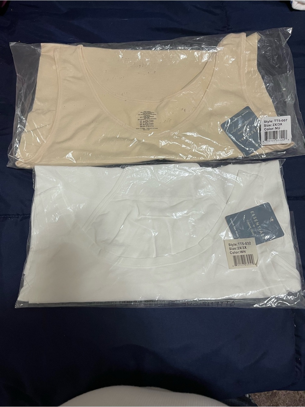 Bundle Women’s Seamless Scoop Neck Camisoles - White & Nude Shapewear bundle